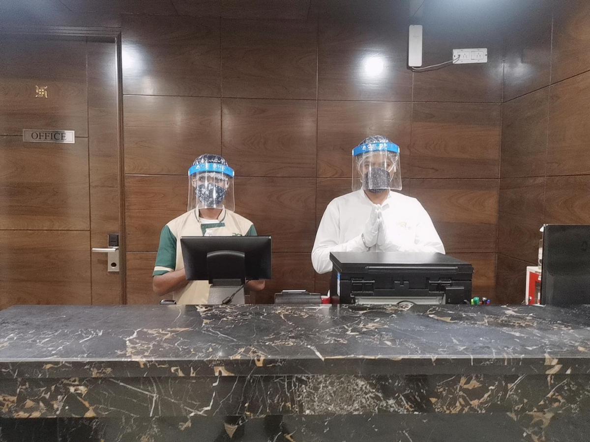 Hotel Pk Residency Noida Kültér fotó