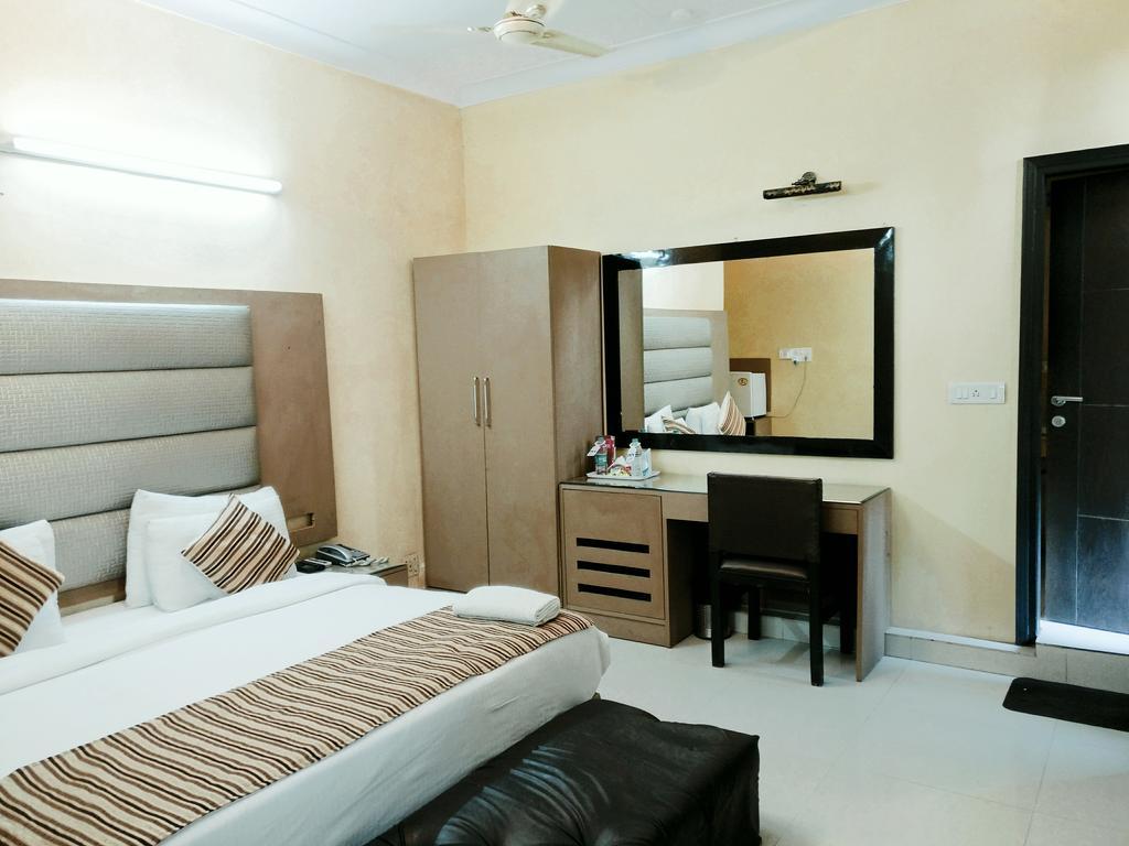 Hotel Pk Residency Noida Kültér fotó