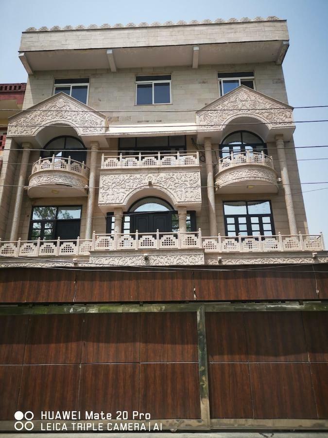 Hotel Pk Residency Noida Kültér fotó
