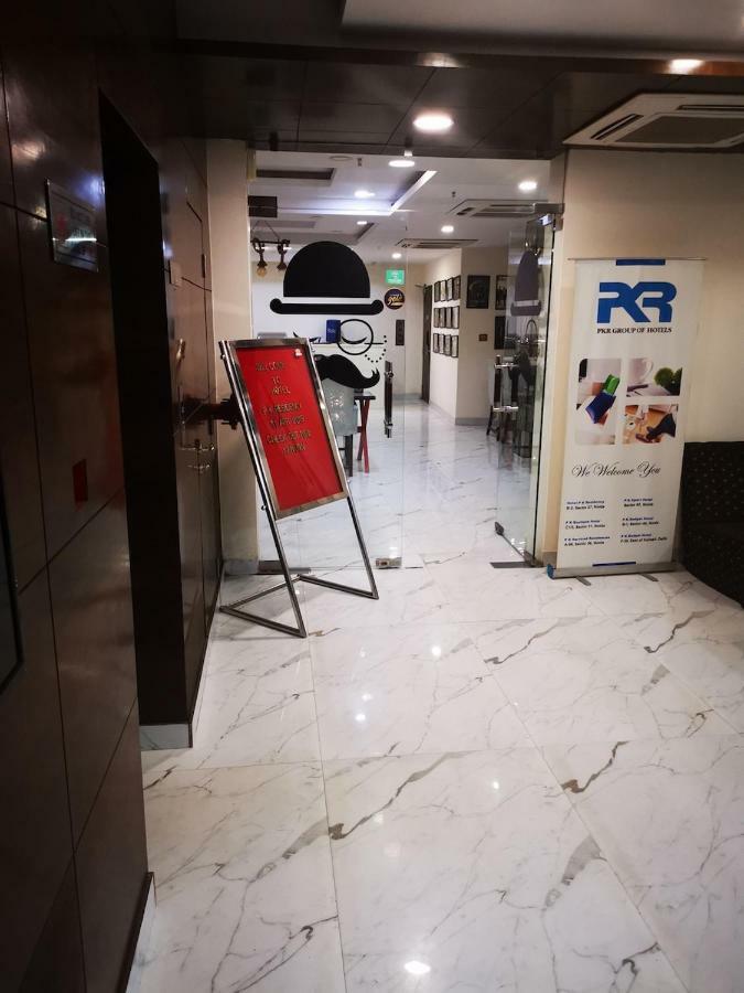 Hotel Pk Residency Noida Kültér fotó